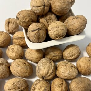 ŠVIEŽIO DERLIAUS NELUKŠTENTI GRAIKINIAI RIEŠUTAI 250g